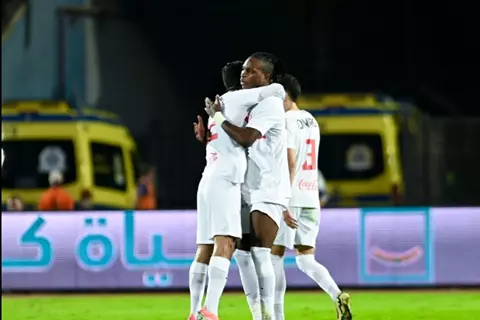 مناورات فنية وفقرات خططية.. الزمالك يختتم تدريباته استعدادًا لمواجهة بيراميدز (صور)